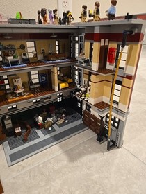 LEGO Ghostbusters Firehouse Headquarters 75827 100 % complete +  manual minifigs