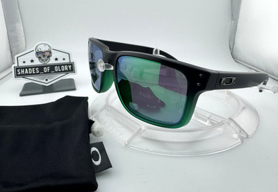 OAKLEY HOLBROOK JADE FADE BLACK W/ PRIZM JADE IRIDIUM GREEN SUNGLASSES OO9102-E4