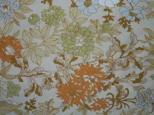 VTG Vintage Royal Family by Cannon Beige Brown w/ Flowers Pillowcase