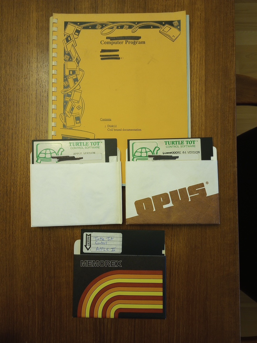 1984 Turtle Tot Diskettes And Manual - C64 And Apple Ver - Educational Software