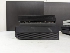 Lot of Microsoft Xbox One Consoles (For Parts/Repairs)