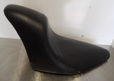 Big Dog Motorcycles BDM front seat -some cover /pad issue, see pics