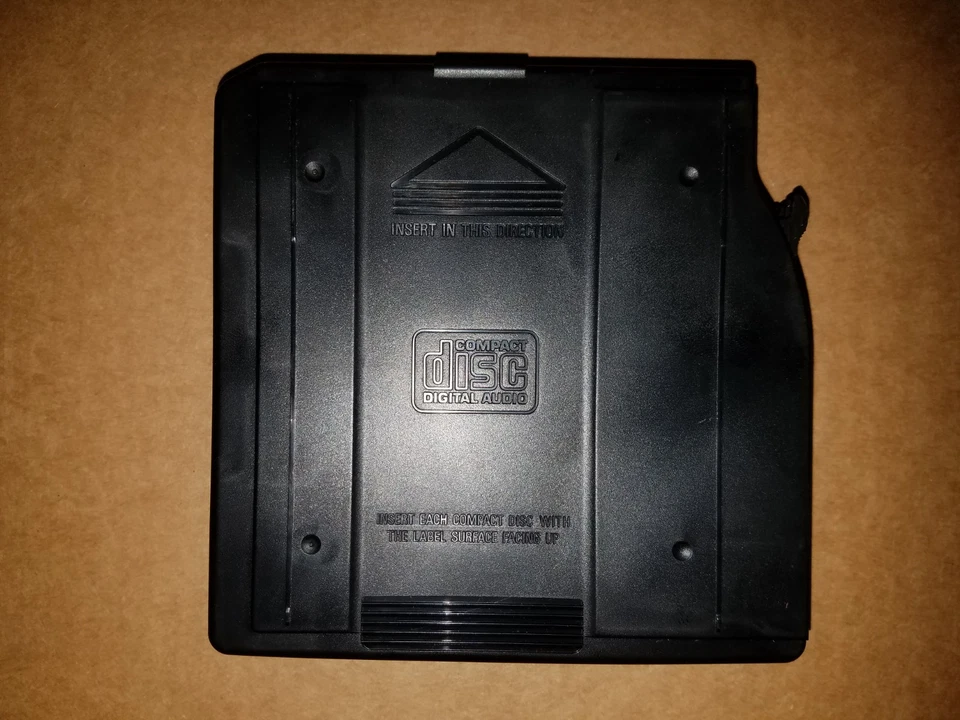 1997-2006 JAGUAR XJR XJ8 XK8 XKR VANDEN PLAS X100 6 DISC CD CHANGER AUDIO PLAYER - Image 3 of 4