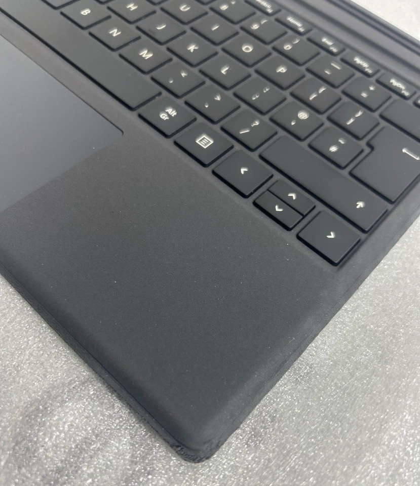 Microsoft  Surface Pro 4 5 6 7 7+ 7Plus Type Cover 1725  Backlit Keyboard (L22 - Image 2 of 4
