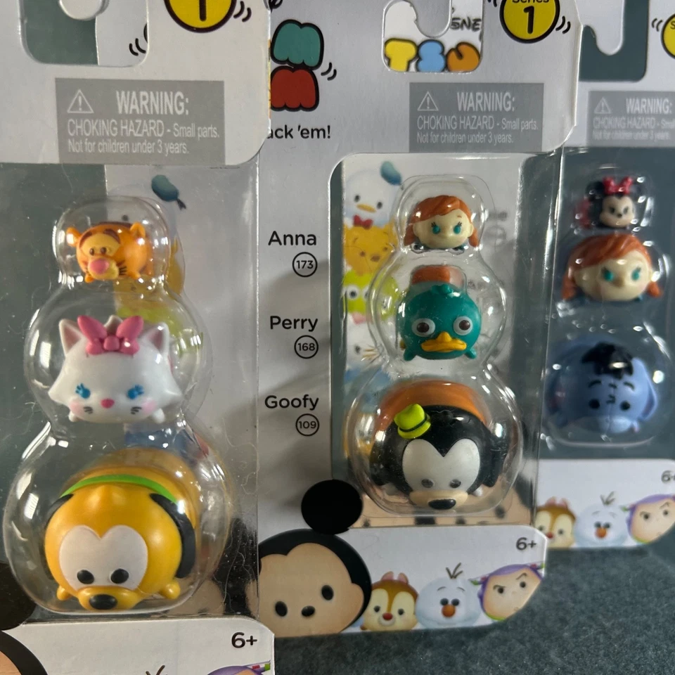 Lote de bonecos de vinil Disney Tsum Tsum Series 1 Jakks Pacific Pluto Pateta Minnie Anna - Imagem 3 de 4