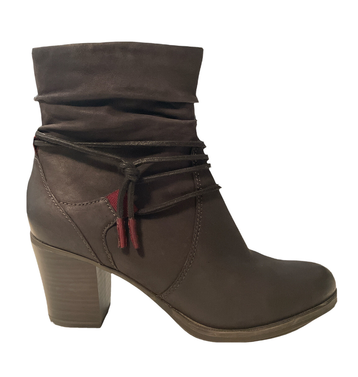 leather bootie tamaris