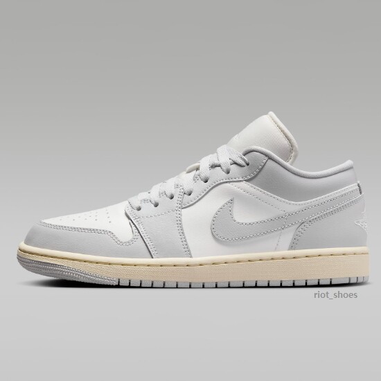 Женские полуботинки Nike Air Jordan 1 нейтрально-серого цвета (DC0774-103) Доставлены в кратчайшие сроки