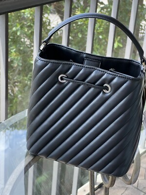 MICHAEL KORS SURI MEDIUM VEGAN FAUX LEATHER BUCKET MESSENGER PURSE