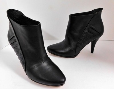 L.A.M.B. Nyla Black Woven Leather Ankle Boots $296rt Size 7 NEW Store Wear