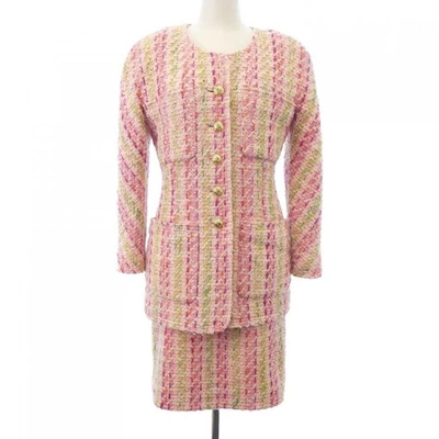 Authentic Vintage Chanel 28773U19 Suit #230-000-517-8499 - Bild 1 von 4