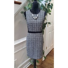 Banana Republic Women's Black & White Round Neck Sleeveless Knee Length Dress 0
