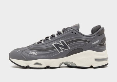 Original New Balance 1000  (Herren Größe: UK 10,5 EUR 45) Grau / Weiß (M1000JC)