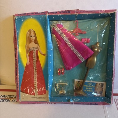 Topper Vintage 1969 Fashions for Dawn Glori Angie Dale #0715 Original Box Mint