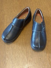 Clark's Unstructured Women's Slip-On Leather Size 8 M