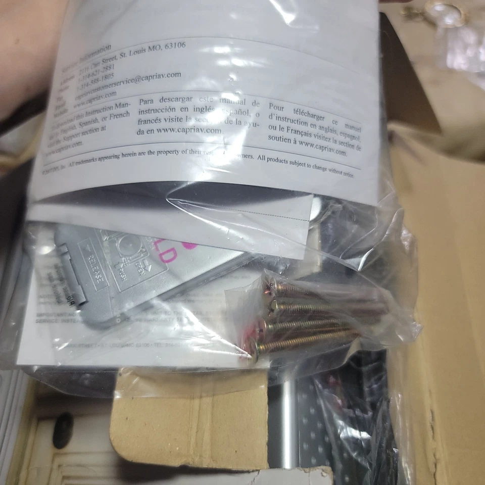 GPX Capri Under Cabinet CD Player/Radio MP3 Ready Space Saver AM/FM NEW Unopened - Image 2 of 4