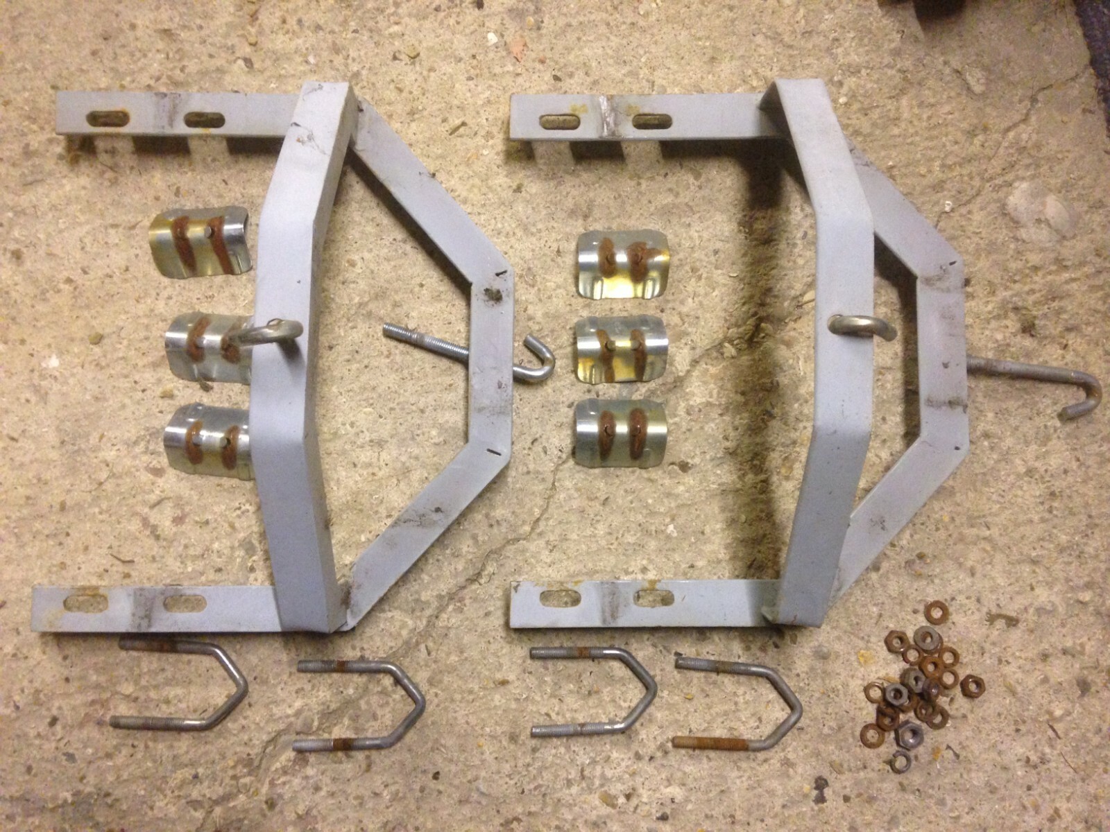 TV Aerial & Chimney Fixing Kit eBay