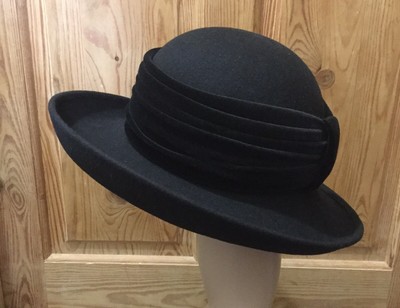 Ladies 100% Wool Felt Hat By James 