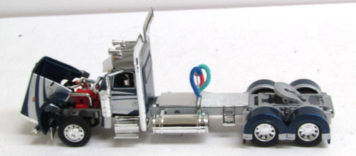 DCP blue/silver Peterbilt 389 daycab tractor 1/64 new no box - Picture 2 of 6