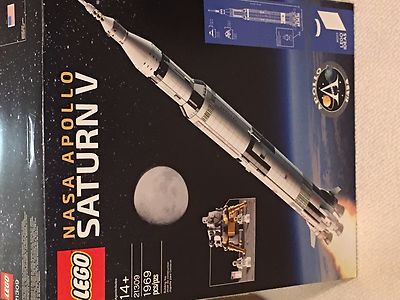 NEW LEGO Ideas NASA Apollo Saturn V 21309 Building Kit