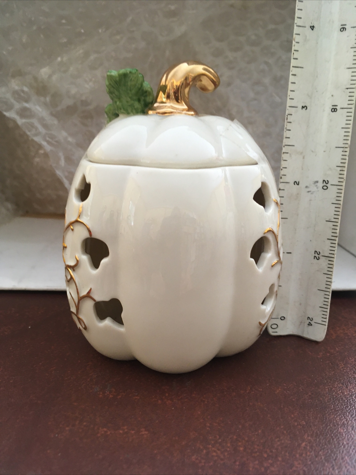 Halloween Candy Dish 42 % PRICE DROP ⤵️‼️ Lenox 896690 The Great Pumpkin  Figural Halloween Pumpkins