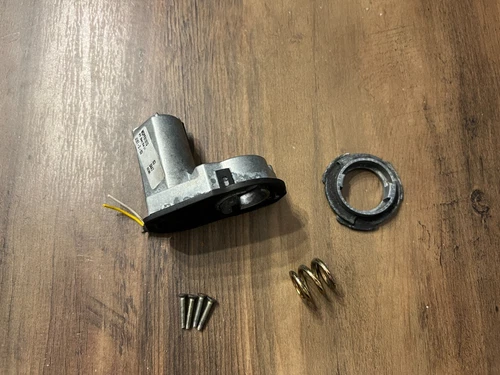 BMW 3 5 6 E60 E61 E63 E64 E90 E91 E92 E93 OEM Mirror Folding Motor LH MDPF0101D1