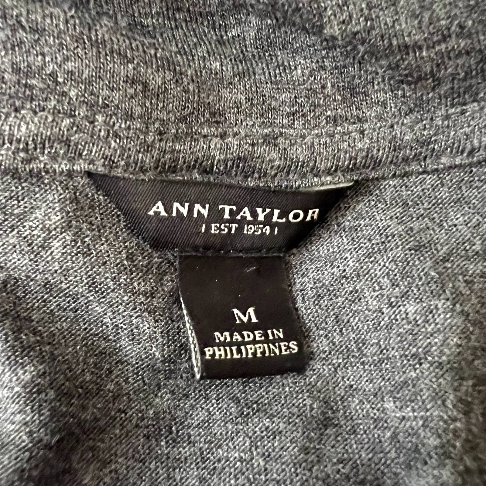 Ann Taylor Elevated Basic Neutral Top Gray Size M… - image 8