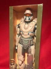 Halo Infinite 12" INCH SPARTAN TANAKA w/ RIFLE Figure *NEW*  Wicked Cool Toys