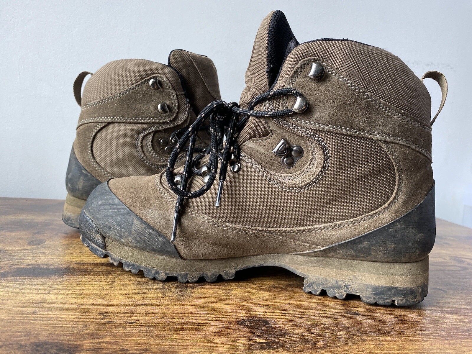 Brasher Bandai Goretex GTX Suede Leather Walking Boots Mens UK 8 Vibram