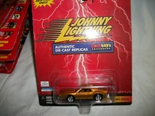 JOHNNY LIGHTNING 1972 AMC JAVELIN
