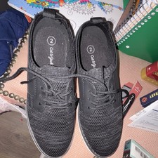 Cat Jack Unisex Kids Size 2 Black Solid Mesh Low Top Lace-Up Sneakers