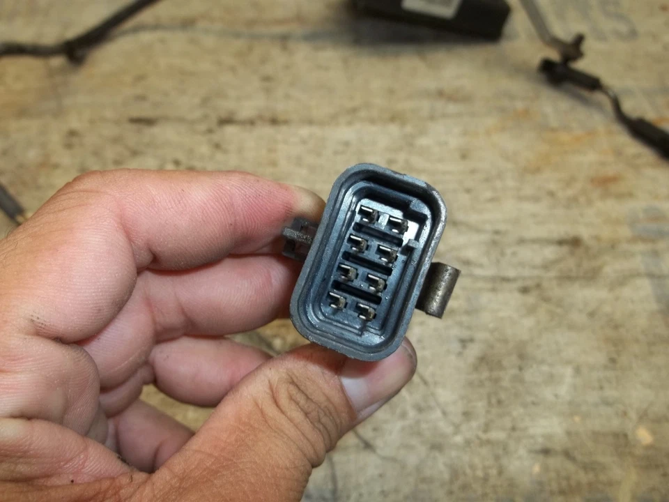 Sensor de conducción de nivel de altura de suspensión Cadillac Catera 1997-2001 09156729 22175990 Foto 3 de 4