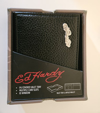 Ed Hardy Men  s Black Skull Graphic Print Bifold Wallet w/ ID Window, Credit Card