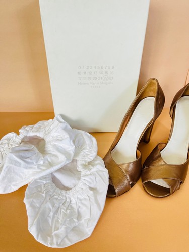 Sandalia Maison Martin Margiela Cuña Cuero Dorado Punta Abierta D'Orsay. ¡NUEVO! IT38/UK5 - Imagen 11 de 11