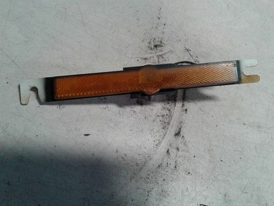 Passenger Corner/Park Light Side Marker Fits 87-93 ALLANTE 777305