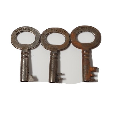 3 Small Vtg Bi-Metallic Open Barrel Antique Skeleton Keys In A Variety Of Cuts I