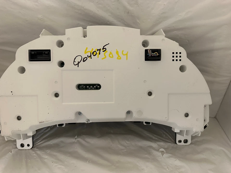 Speedometer Instrument Cluster 2012 Lexus RX350 Dash Panel Gauges 101,812 Miles - Image 2 of 3