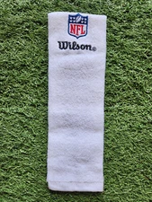 NFL Football Game Hip QB Towel Wilson NEW from Dallas Cowboys Retail Outlet