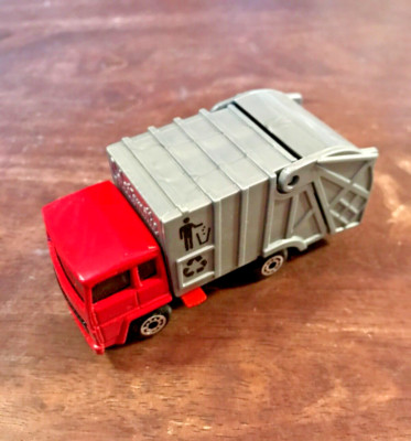 Matchbox Refuse Truck #036 MBX '96 Series Red Loose VHTF!
