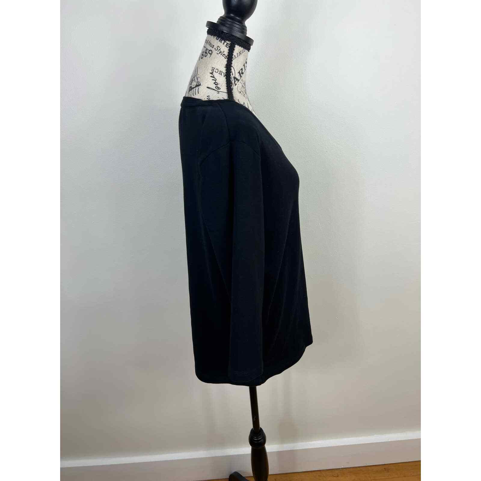 St. John's Bay Classic Tee Basic Black Long sleev… - image 6