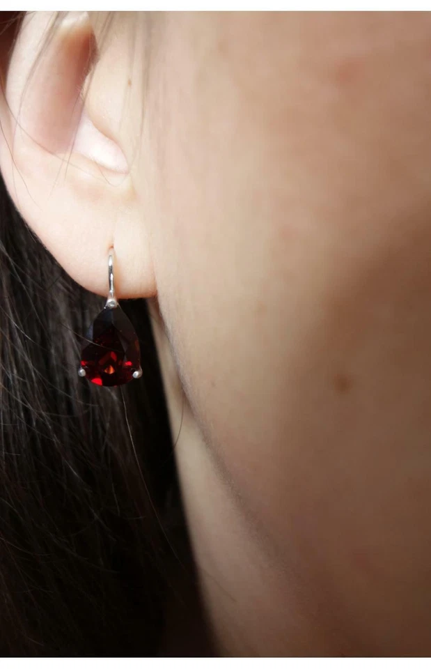 Women silver drop shaped earrings leverback with natural Czech garnet pyrope - Image 3 of 4