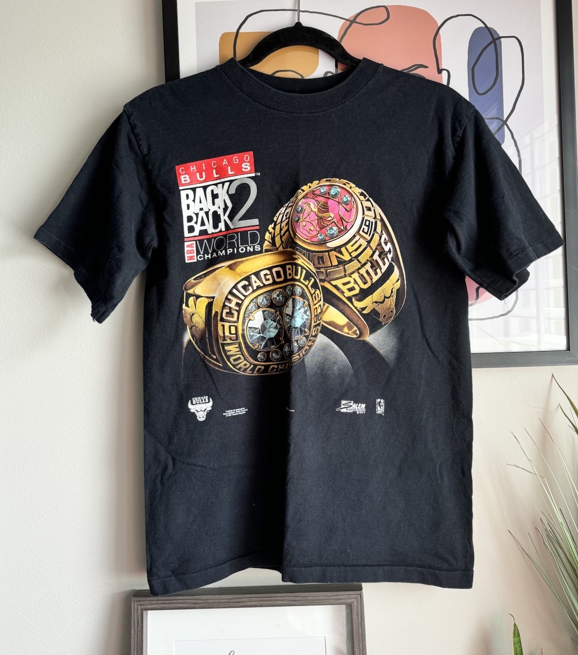 1991-1992 Chicago Bulls Championship Rings Black T-Shirt Salem Sportswear