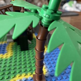 Vintage LEGO Pirates Forbidden Island (6270) Complete with figures, instructions