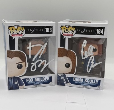 Funko Pop! The X-Files Fox Mulder #183 and Dana Scully #184 SIGNED Autographs