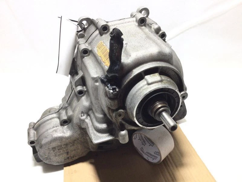 2012-2016 BMW 528I TRANSFER CASE SHELLS COVERS ONLY 30496 - Image 2 of 4