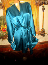 Victoria's Secret Short Satin Robe Womens One Size Fits Most Attached Belt