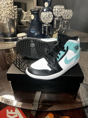 Air Jordan 1 Mid  Tropical Twist Igloo 