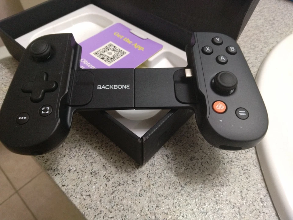 Controlador de teléfono BackBone USB C  Foto 3 de 3