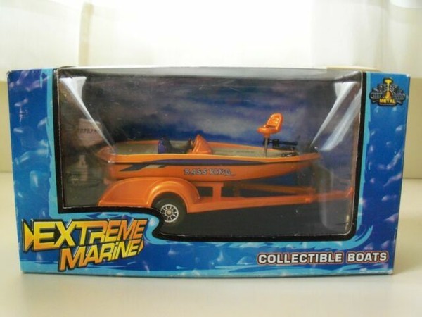 toy diecast bass boats
