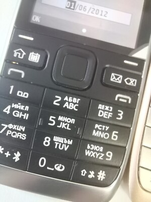 【新品】　NOKIA E52 Nokia E52 smartphone review - Page 3 | IT Pro