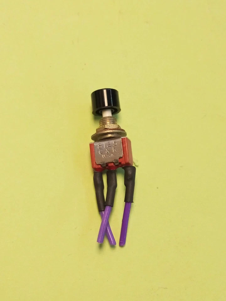 Interruptor pulsador momentáneo C&K 8125 SPDT 0,4 VA MAX lote de 10 Foto 4 de 4